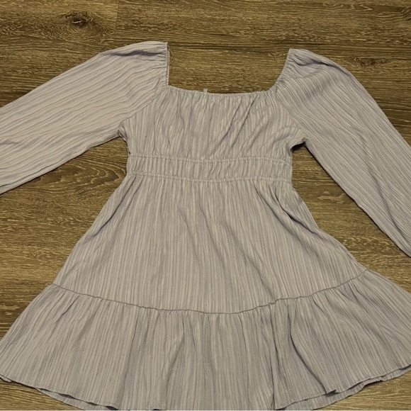 LUSH Long sleeve gathered waist tie front dress, lavender - Picture 4 of 5